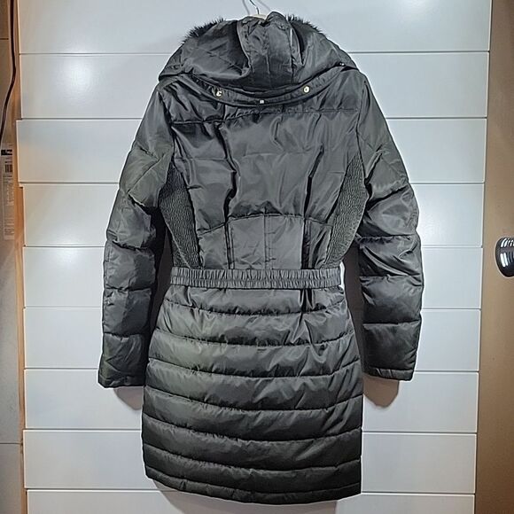 Vince Camuto Faux-Fur Trim Hooded Down Parka belt - Picture 7 of 10